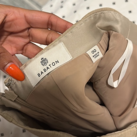 Kinsley Skirt, Brand: Babaton (Aritzia), Color: Heather Oat Beige, Size: 00 - Picture 6 of 6